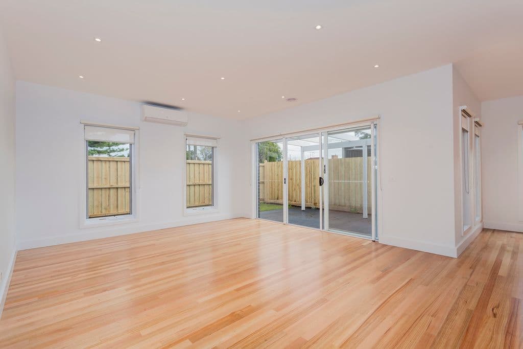 8 Norwood Street, HERNE HILL VIC 3218, Herne Hill - Thumbnail 2