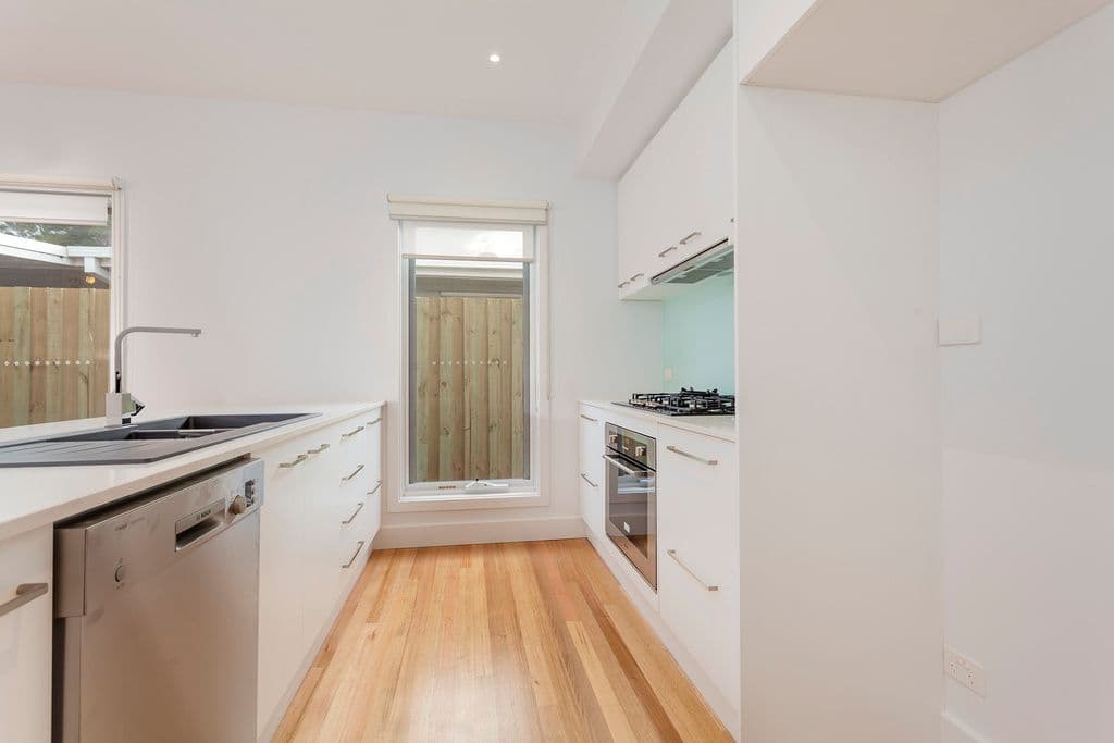8 Norwood Street, HERNE HILL VIC 3218, Herne Hill - Thumbnail 4