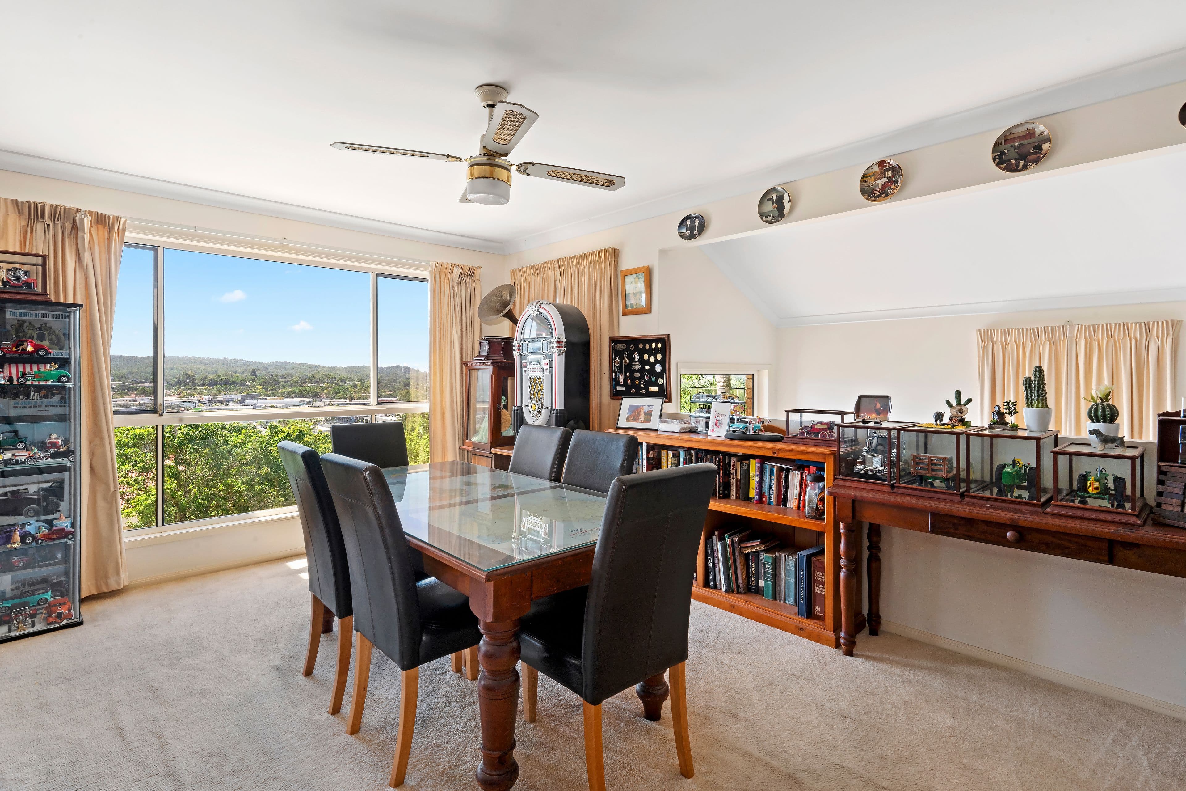 66 Paddington Drive, Carrara QLD 4211, Carrara - Thumbnail 4