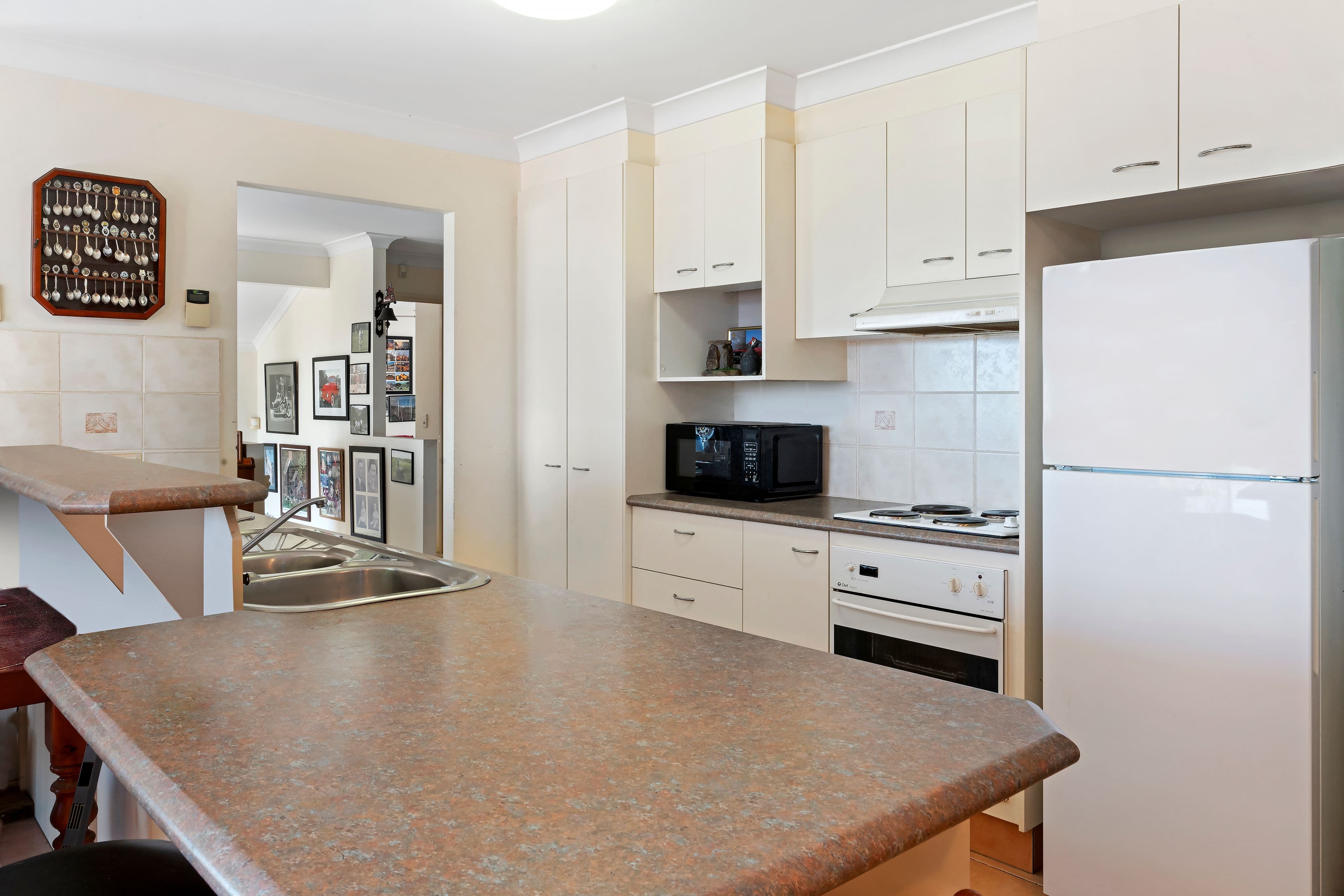 66 Paddington Drive, Carrara QLD 4211, Carrara - Thumbnail 5