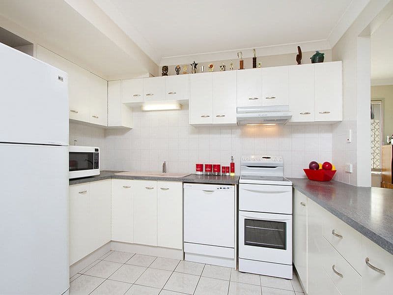 22 Cowra Street, TANAH MERAH QLD 4128, Tanah Merah - Thumbnail 2