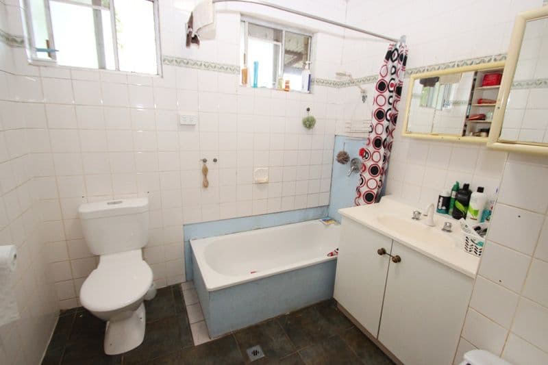 38 Clarke Crescent, KATHERINE NT 0850, Katherine - Thumbnail 5