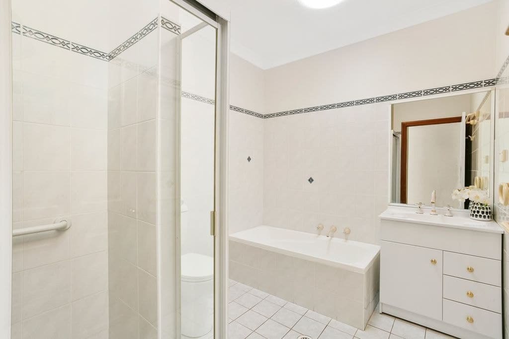 37C Lakeside Road, Eastwood - Thumbnail 6