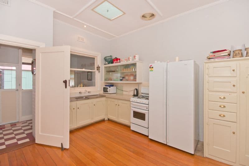 132  East Terrace, HENLEY BEACH SA 5022, Henley Beach - Thumbnail 7