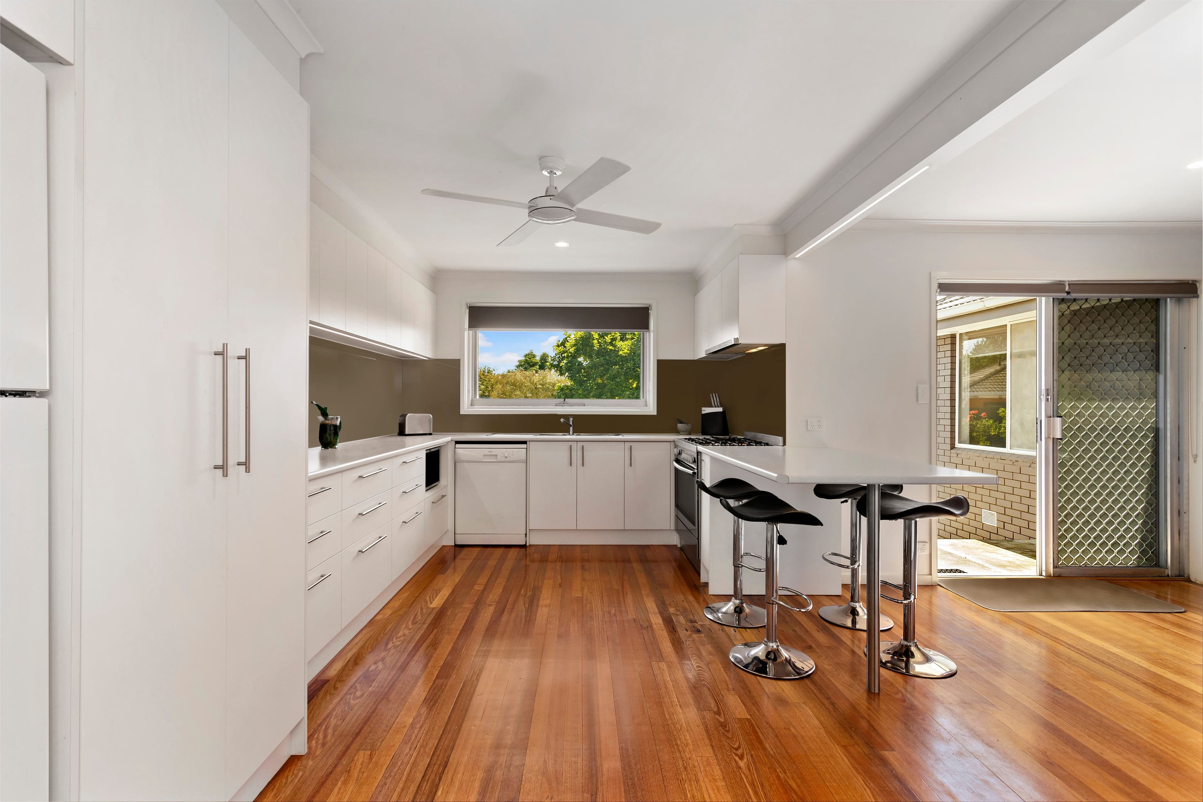 15 Warrawee Drive, Bundoora VIC 3083, Bundoora - Thumbnail 5
