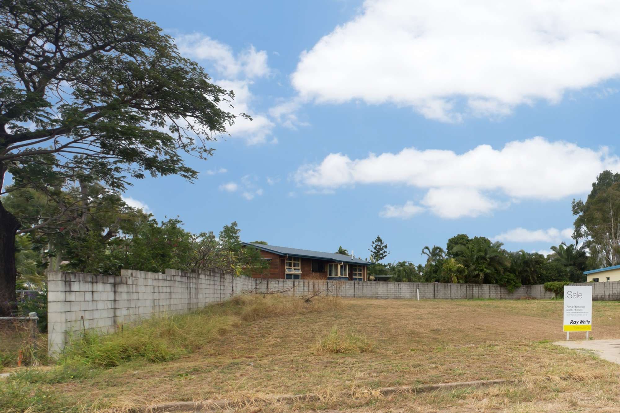 22a Heatleys Parade, BELGIAN GARDENS QLD 4810, Belgian Gardens - Image 1
