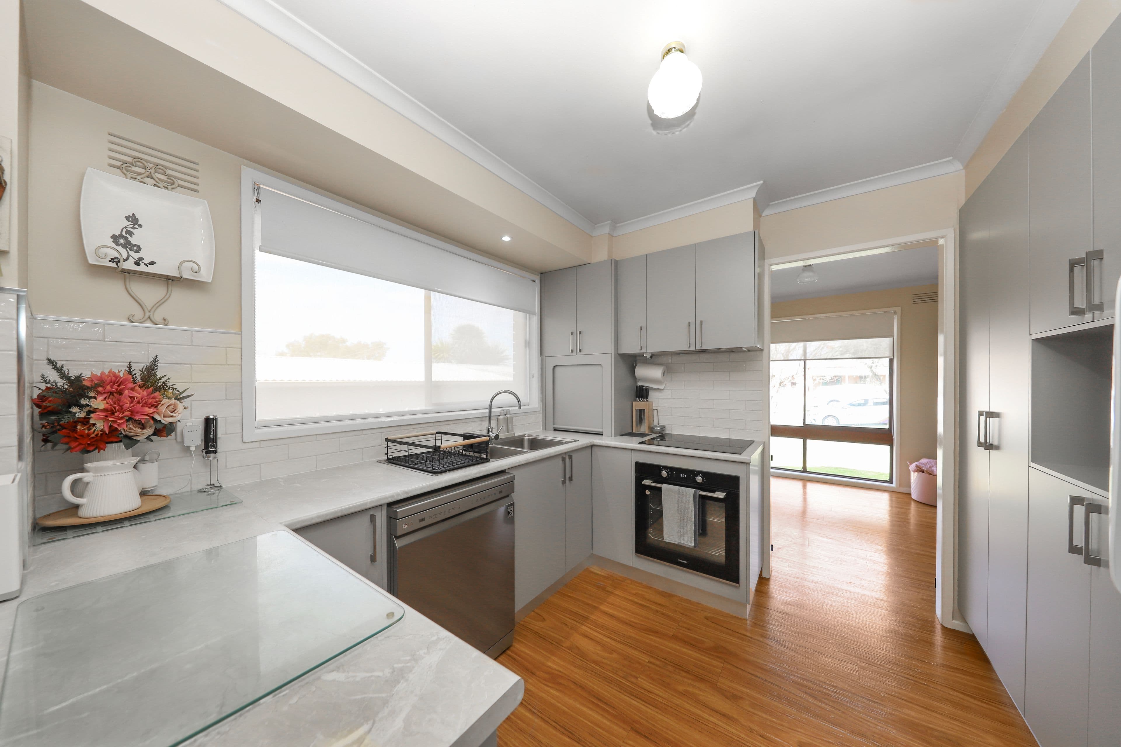 11 Clarke Street, Tumut NSW 2720, Tumut - Thumbnail 2