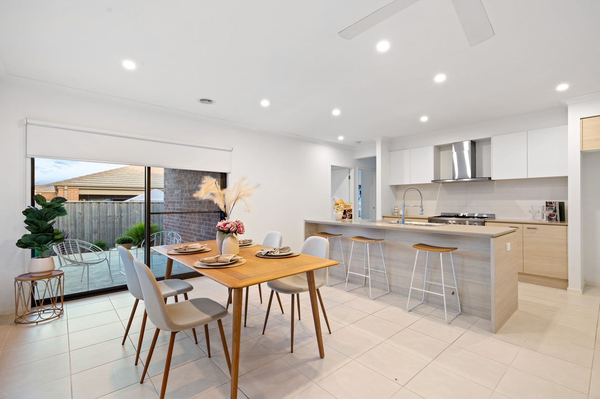 10 Arthurdale Crescent, Werribee VIC 3030, Werribee - Thumbnail 5