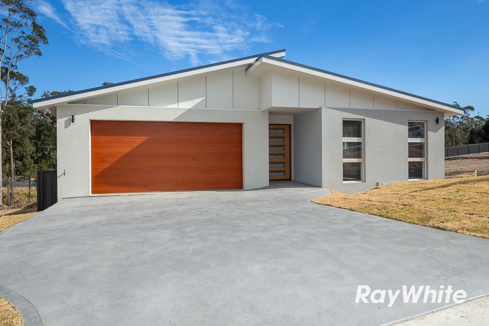 38 Freycinet Drive, Sunshine Bay NSW 2536, Sunshine Bay - Image 1