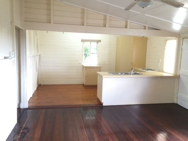 13 Park Street, Lowood QLD 4311, Lowood - Thumbnail 3