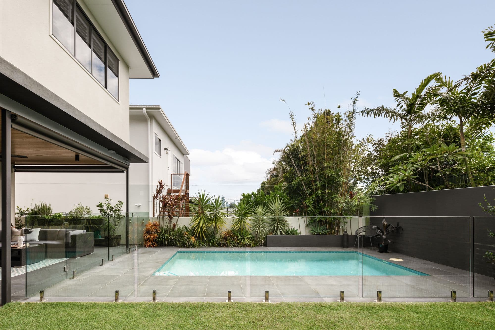 184 D'Arcy Road, Seven Hills QLD 4170, Seven Hills - Thumbnail 3