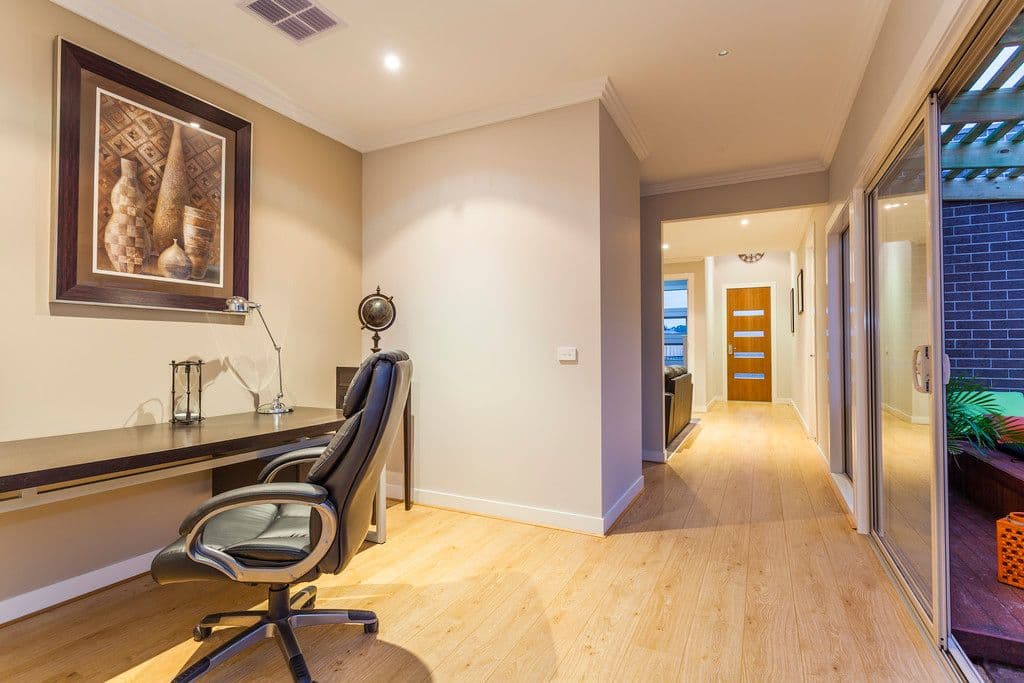 33 Anstead Avenue, DRYSDALE VIC 3222, Drysdale - Thumbnail 2