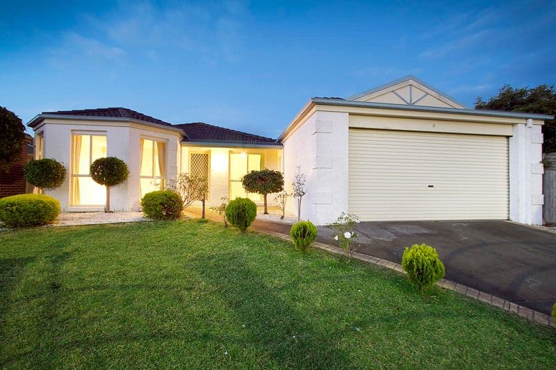 33  Hillview Drive, CARRUM DOWNS VIC 3201, Carrum Downs - Image 1