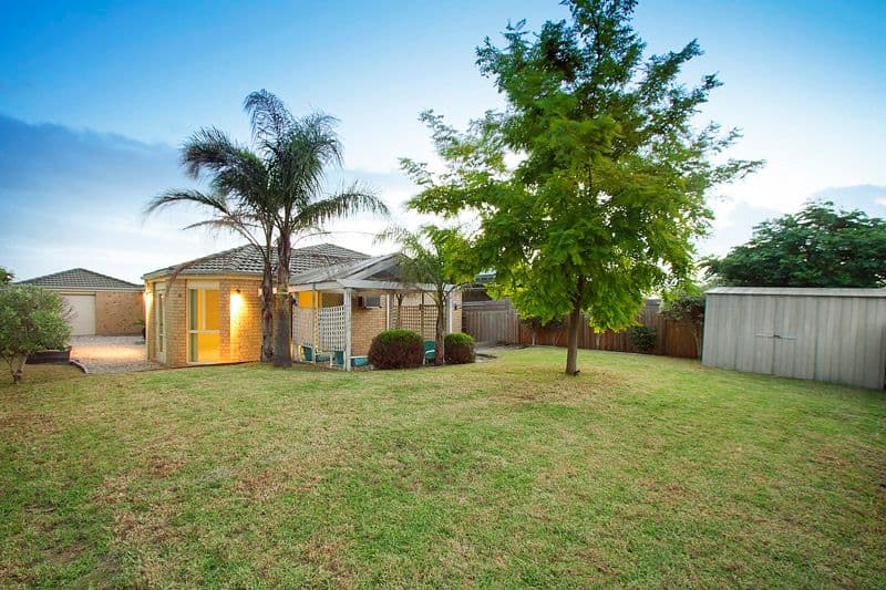 33  Hillview Drive, CARRUM DOWNS VIC 3201, Carrum Downs - Thumbnail 7