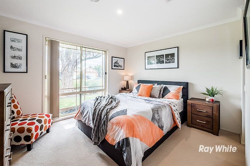 44 Carboni Crescent, Lynbrook VIC 3975, Lynbrook - Thumbnail 4