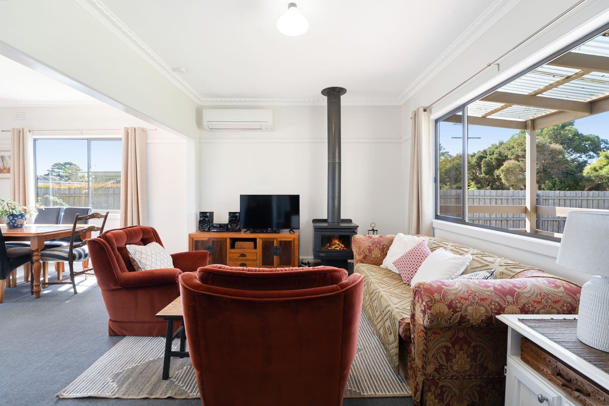 2 Pine Avenue, Cowes VIC 3922, Cowes - Thumbnail 3