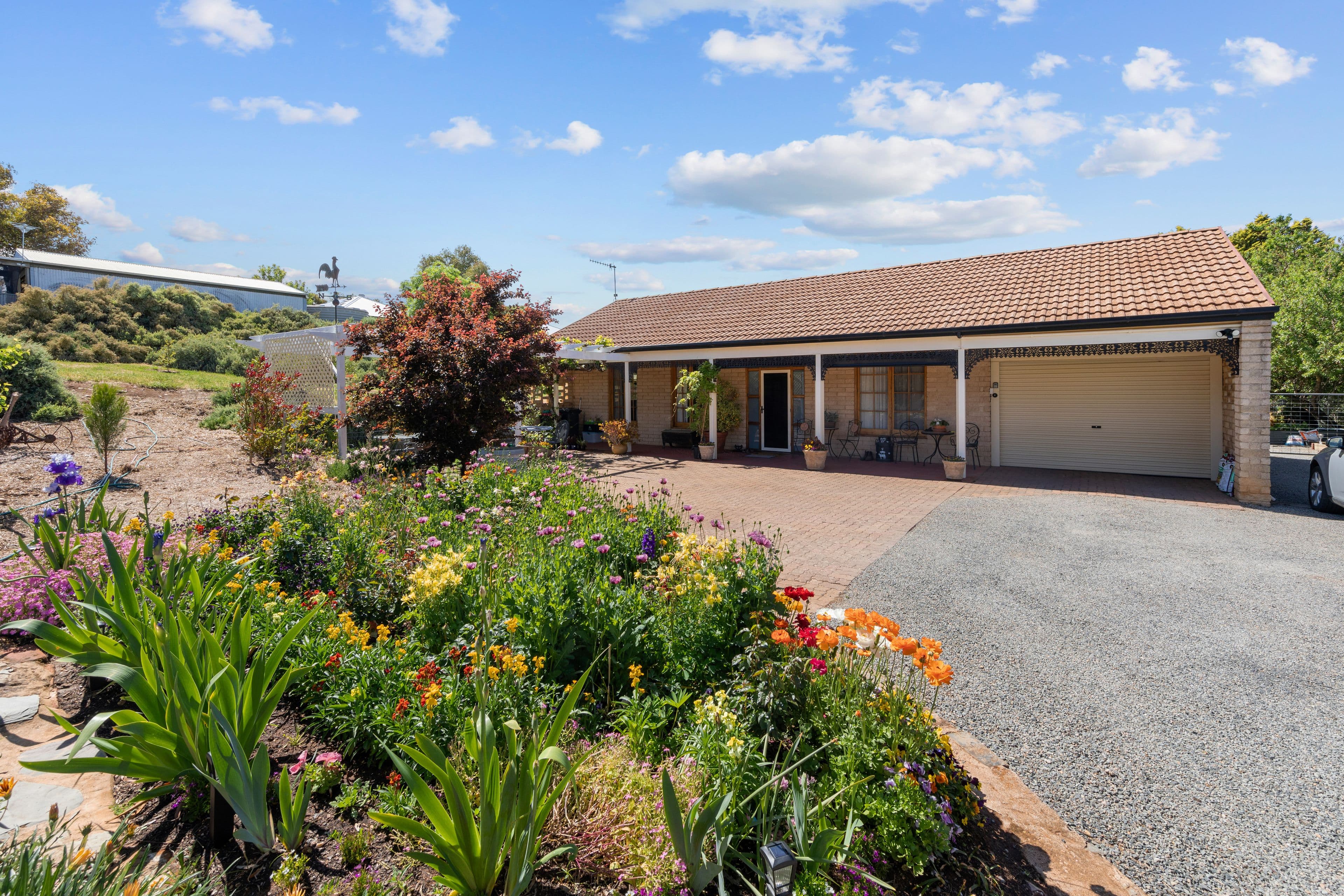 10 Bridge Street East, Burra SA 5417, Burra - Image 1