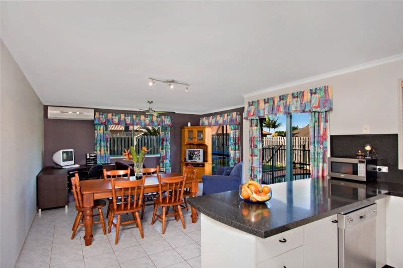 14 Rushton Court, MERRIMAC QLD 4226, Merrimac - Thumbnail 2