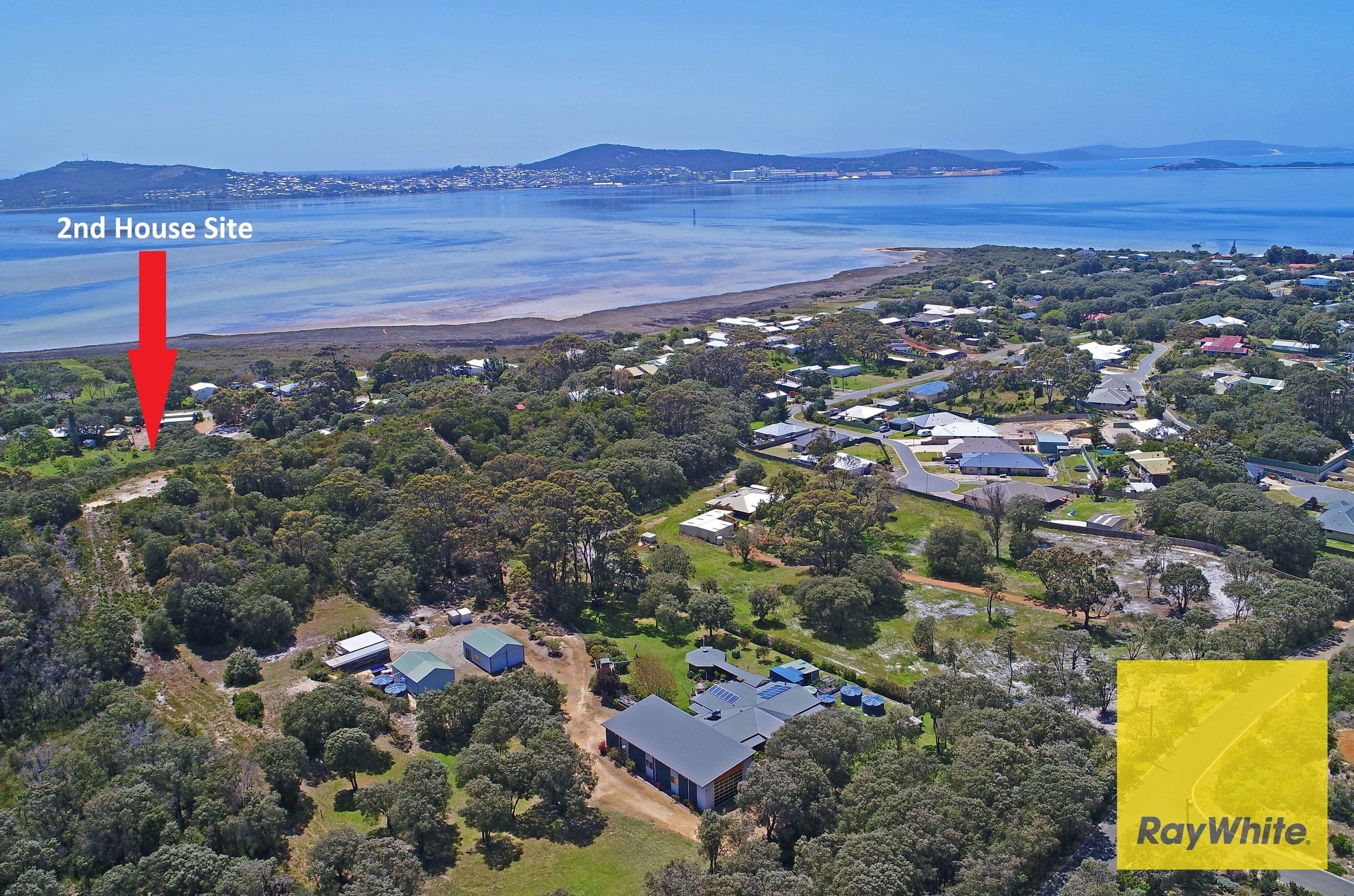 94 Wilson Street, Little Grove WA 6330, Little Grove - Thumbnail 2