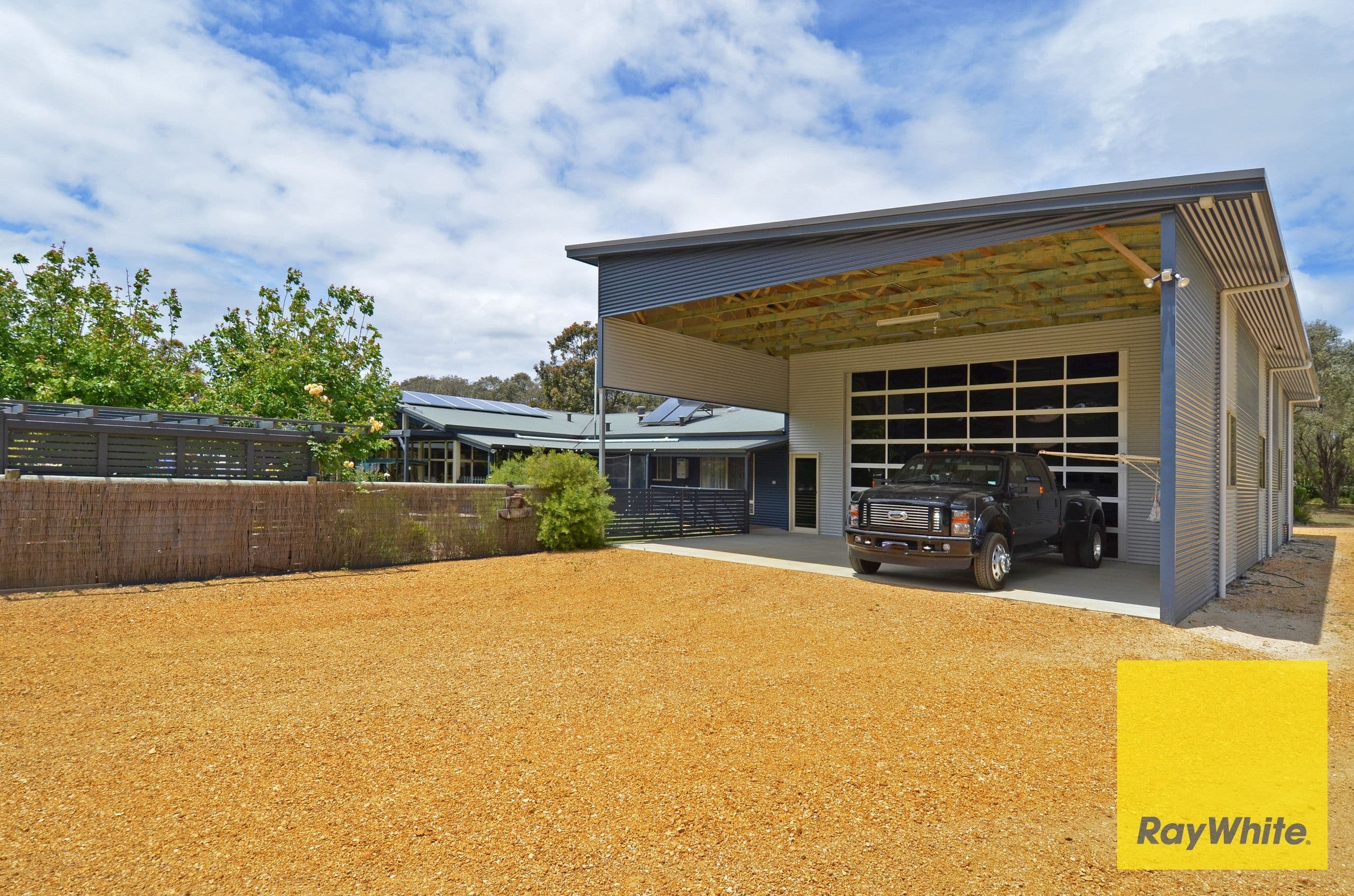 94 Wilson Street, Little Grove WA 6330, Little Grove - Thumbnail 5