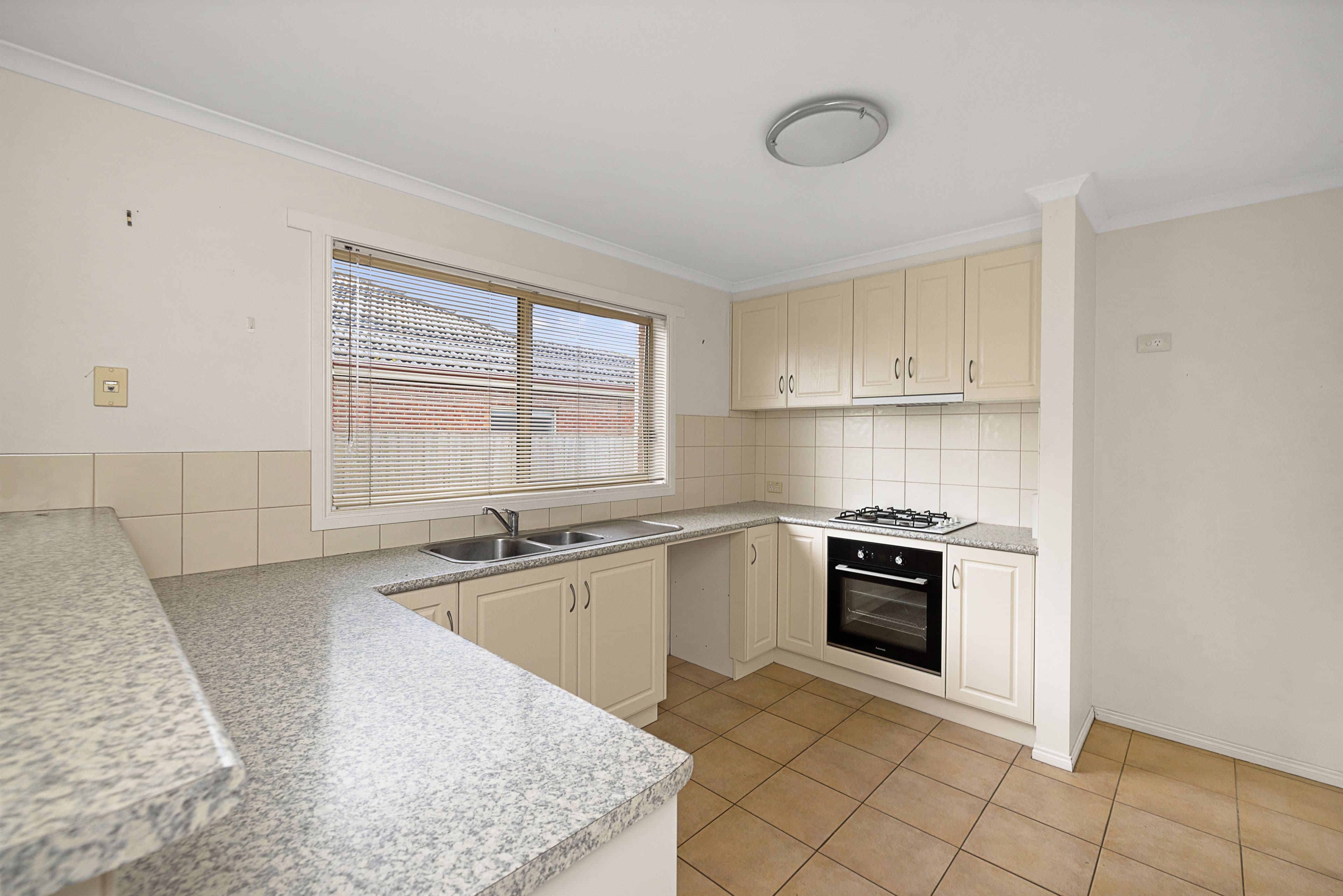 60 Gateway Road, Warrnambool VIC 3280, Warrnambool - Thumbnail 3