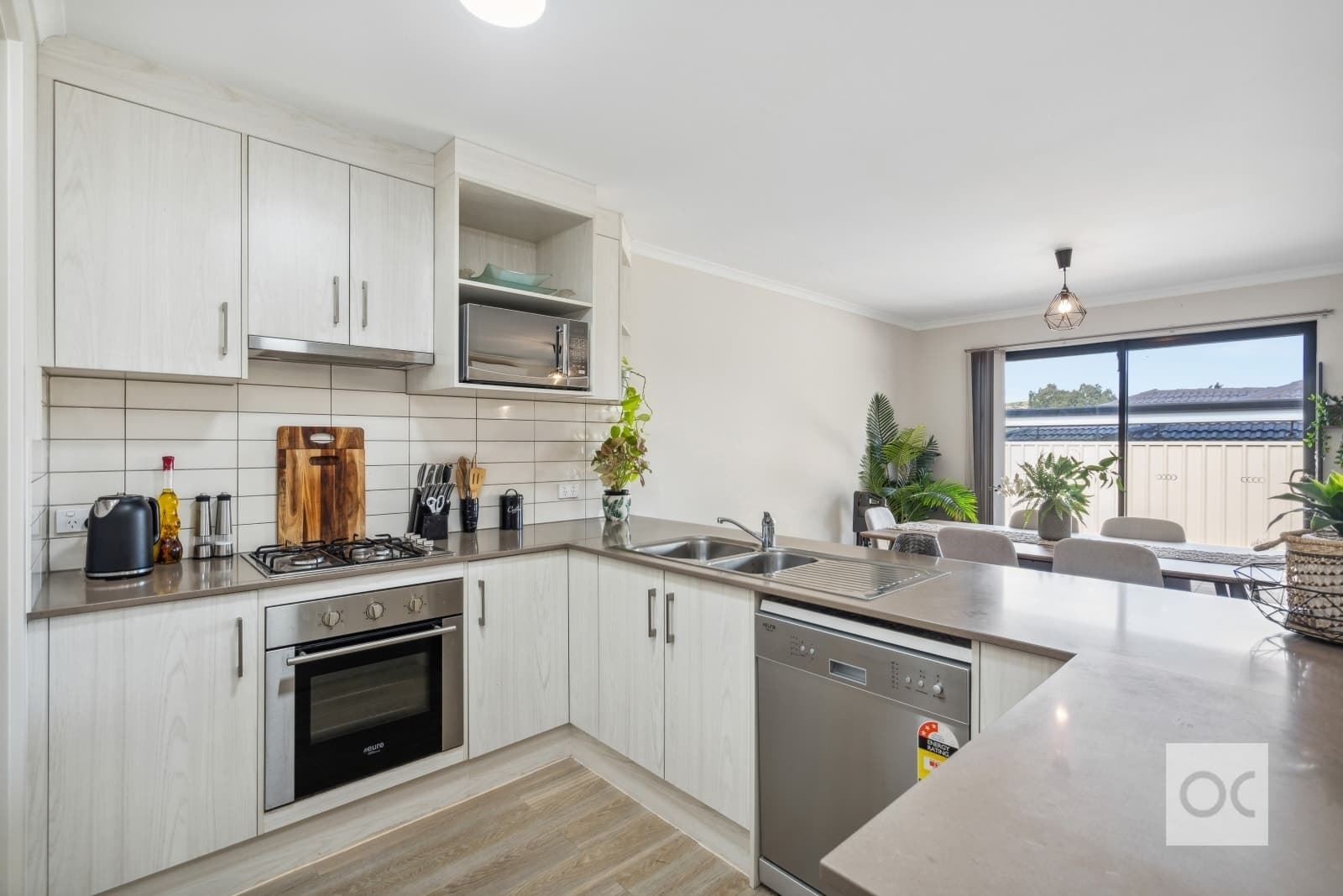 50 Penneys Hill Road, Hackham - Thumbnail 2