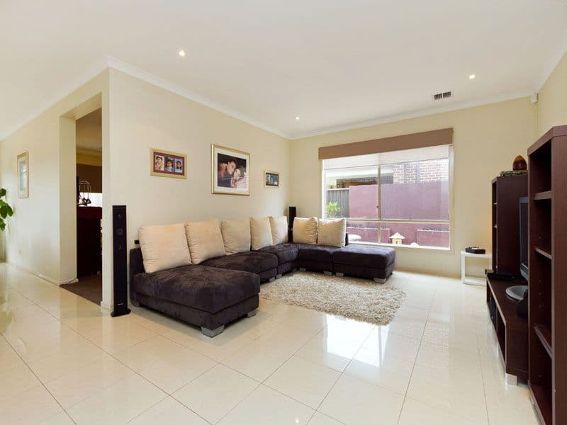 14 Teeside Way, KEYSBOROUGH VIC 3173, Keysborough - Thumbnail 4