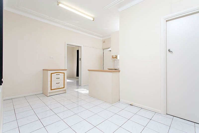 10 Trevor Avenue, Lake Heights - Thumbnail 8