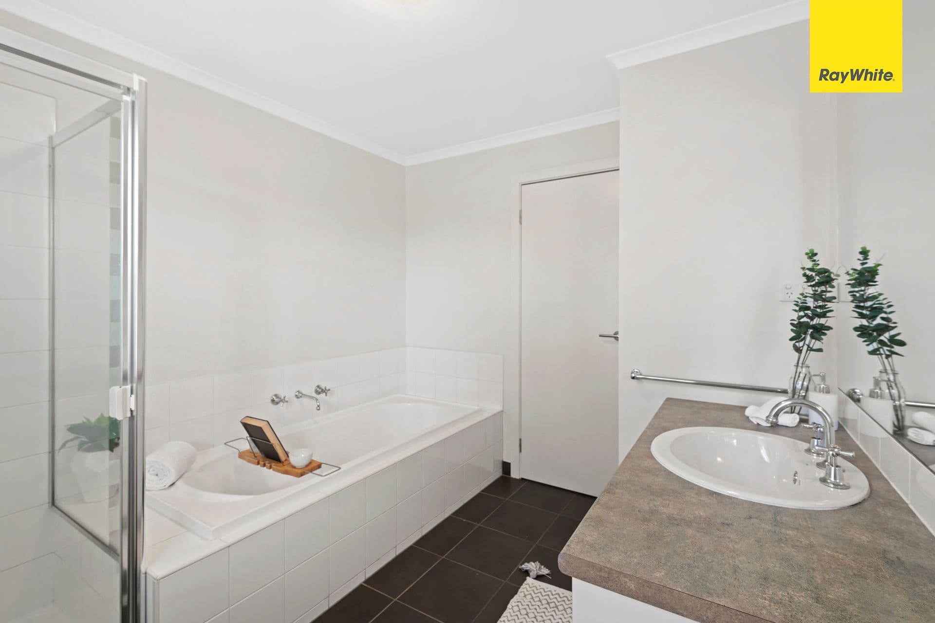 21 Dominion Terrace, Truganina VIC 3029, Truganina - Thumbnail 7