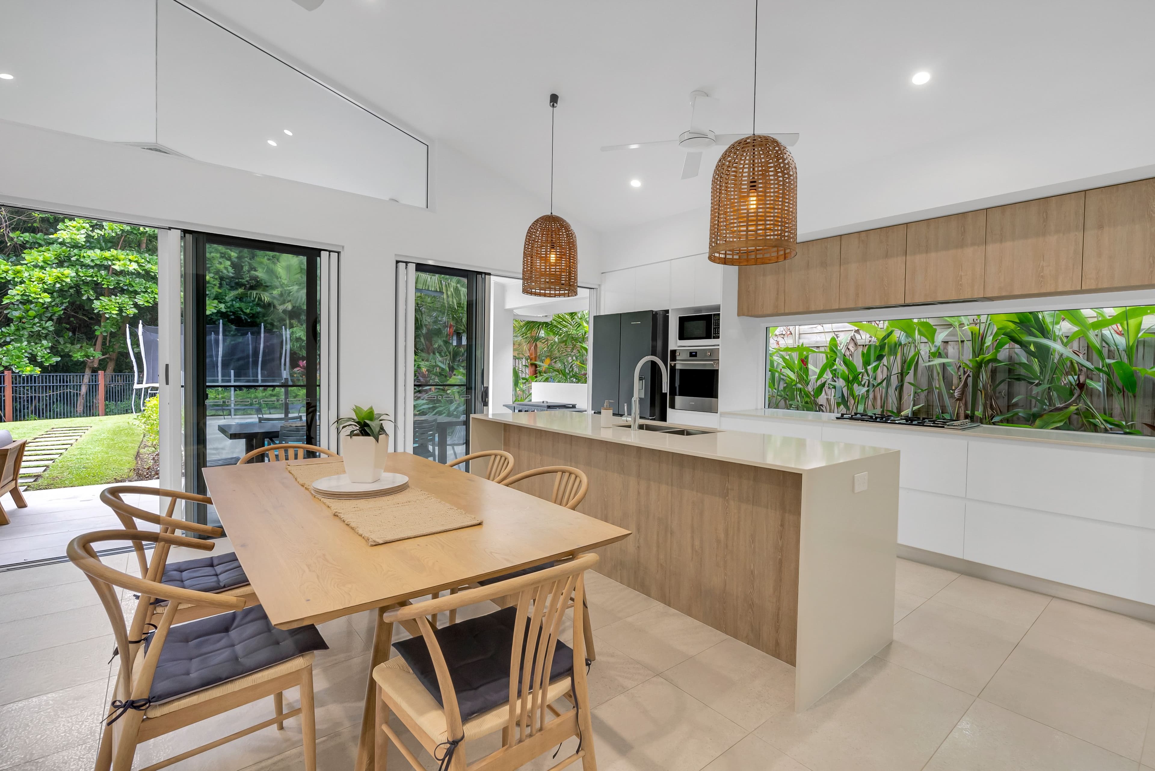 6 Latania Close, Palm Cove QLD 4879, Palm Cove - Thumbnail 4