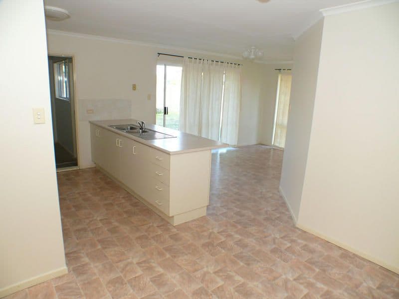 78 Tansey Drive, TANAH MERAH QLD 4128, Tanah Merah - Thumbnail 4