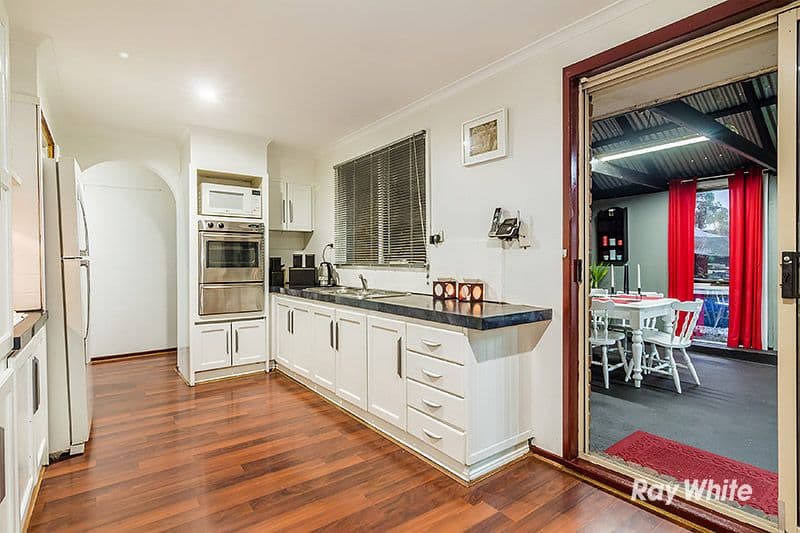 14 Ferncroft Court, Cranbourne North VIC 3977, Cranbourne North - Thumbnail 5