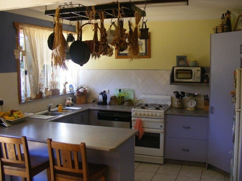 24 Elaine Avenue, BERKELEY VALE NSW 2261, Berkeley Vale - Thumbnail 3