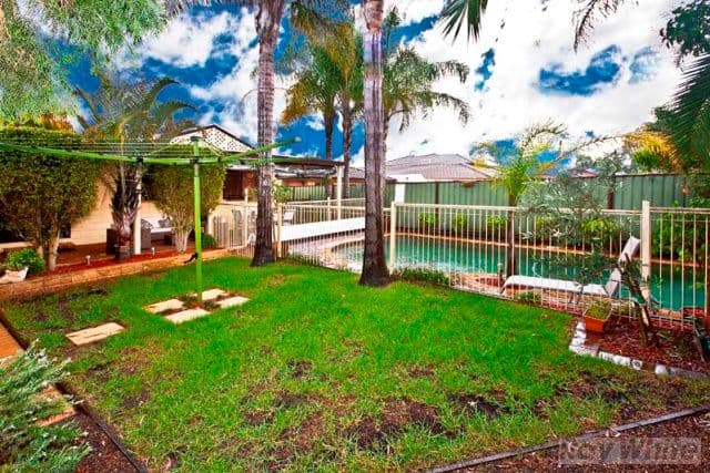 4  Bossley Road, BOSSLEY PARK NSW 2176, Bossley Park - Thumbnail 7