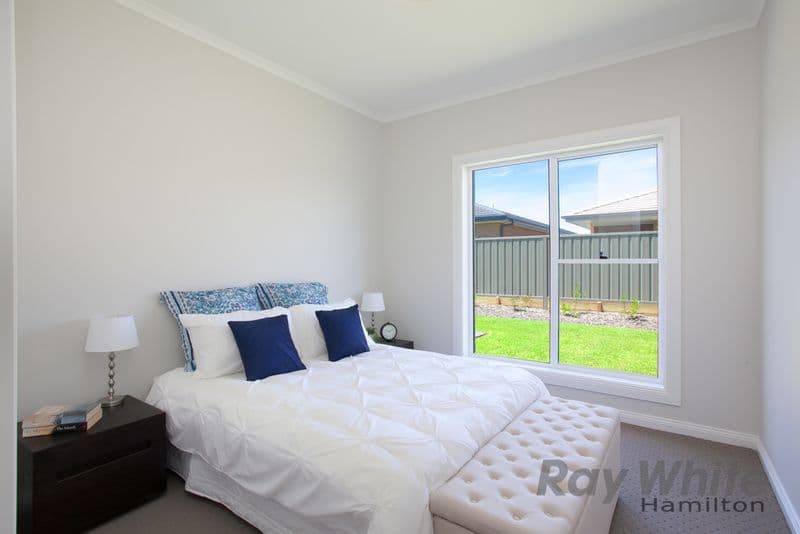 23 Heron Circuit, Fullerton Cove NSW 2318, Fullerton Cove - Thumbnail 5