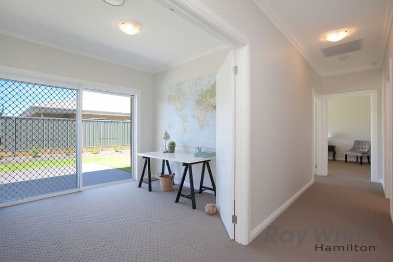 23 Heron Circuit, Fullerton Cove NSW 2318, Fullerton Cove - Thumbnail 7