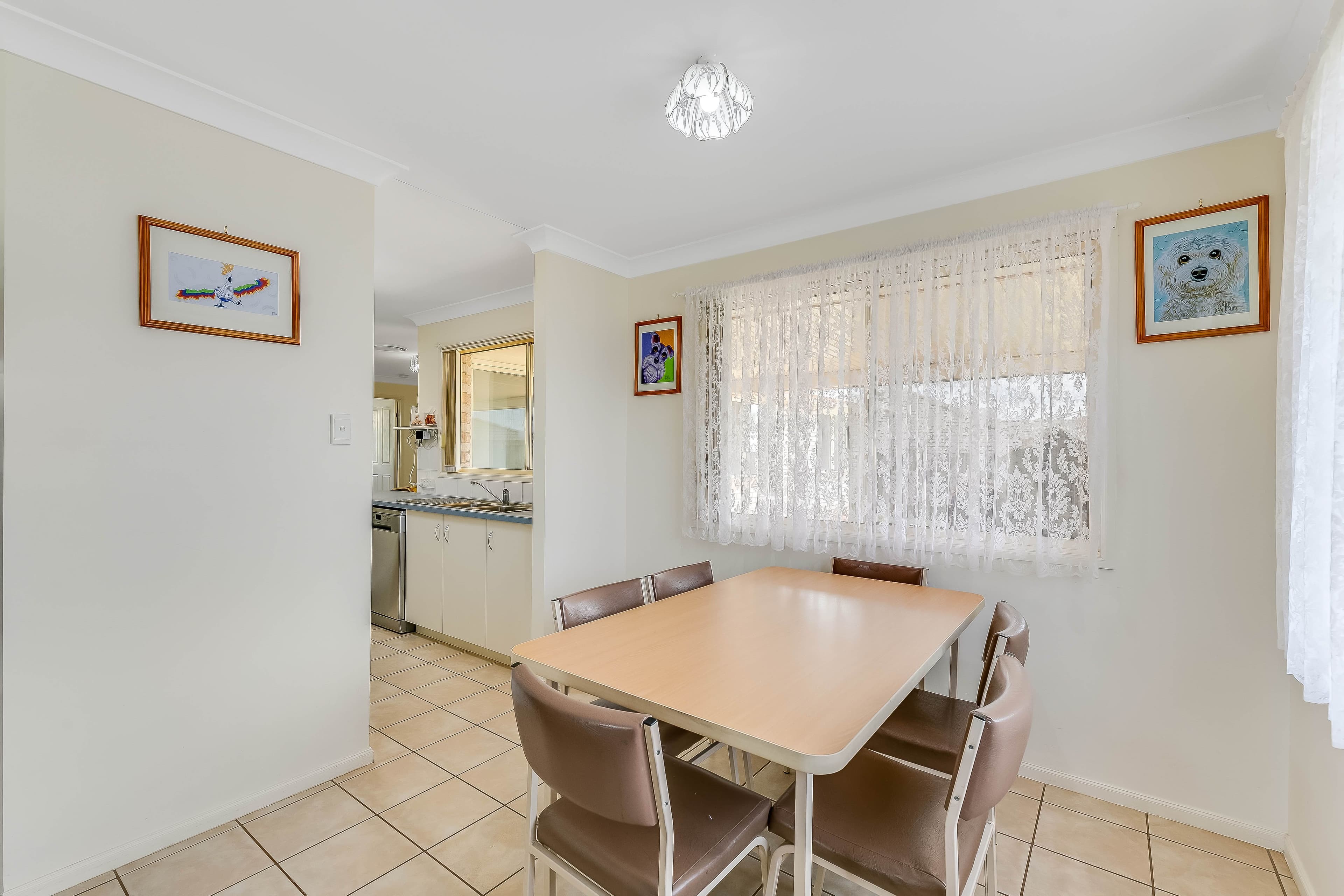 11 Sweetapple Crescent, Centenary Heights QLD 4350, Centenary Heights - Thumbnail 4