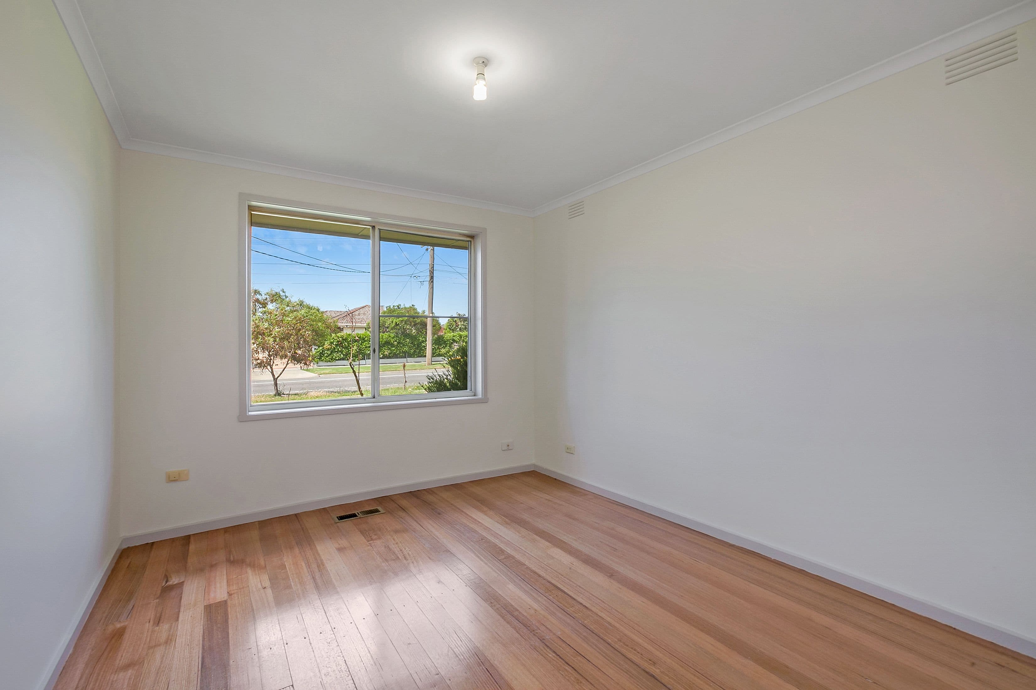 60 Mckimmies Road, Lalor VIC 3075, Lalor - Thumbnail 7