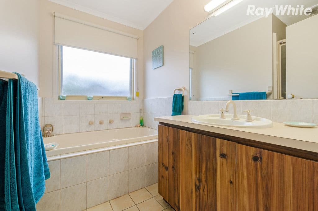 21 Westburn Grove, Scoresby VIC 3179, Scoresby - Thumbnail 6