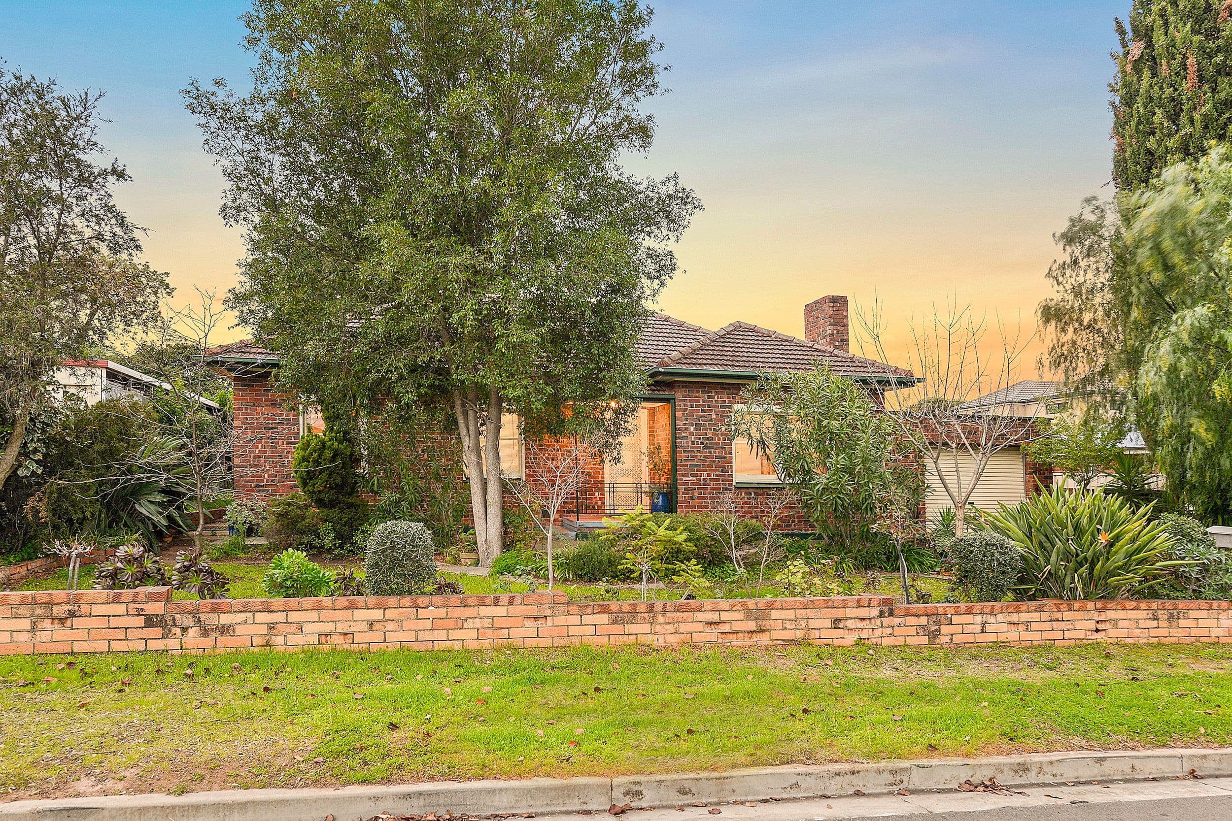 8 Yandra Street, Vale Park SA 5081, Vale Park - Image 1