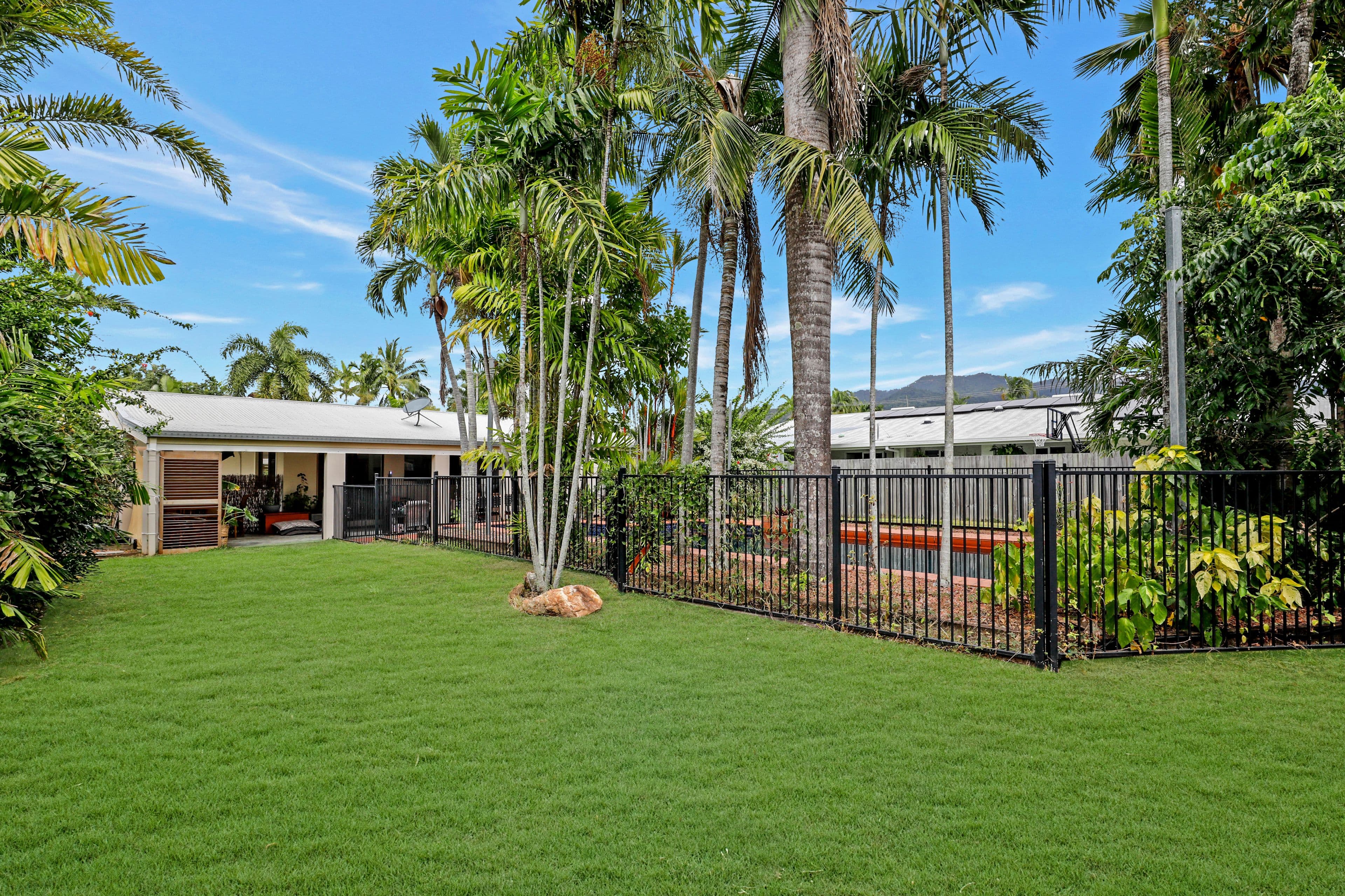 14 Conch Close, Trinity Beach QLD 4879, Trinity Beach - Thumbnail 2