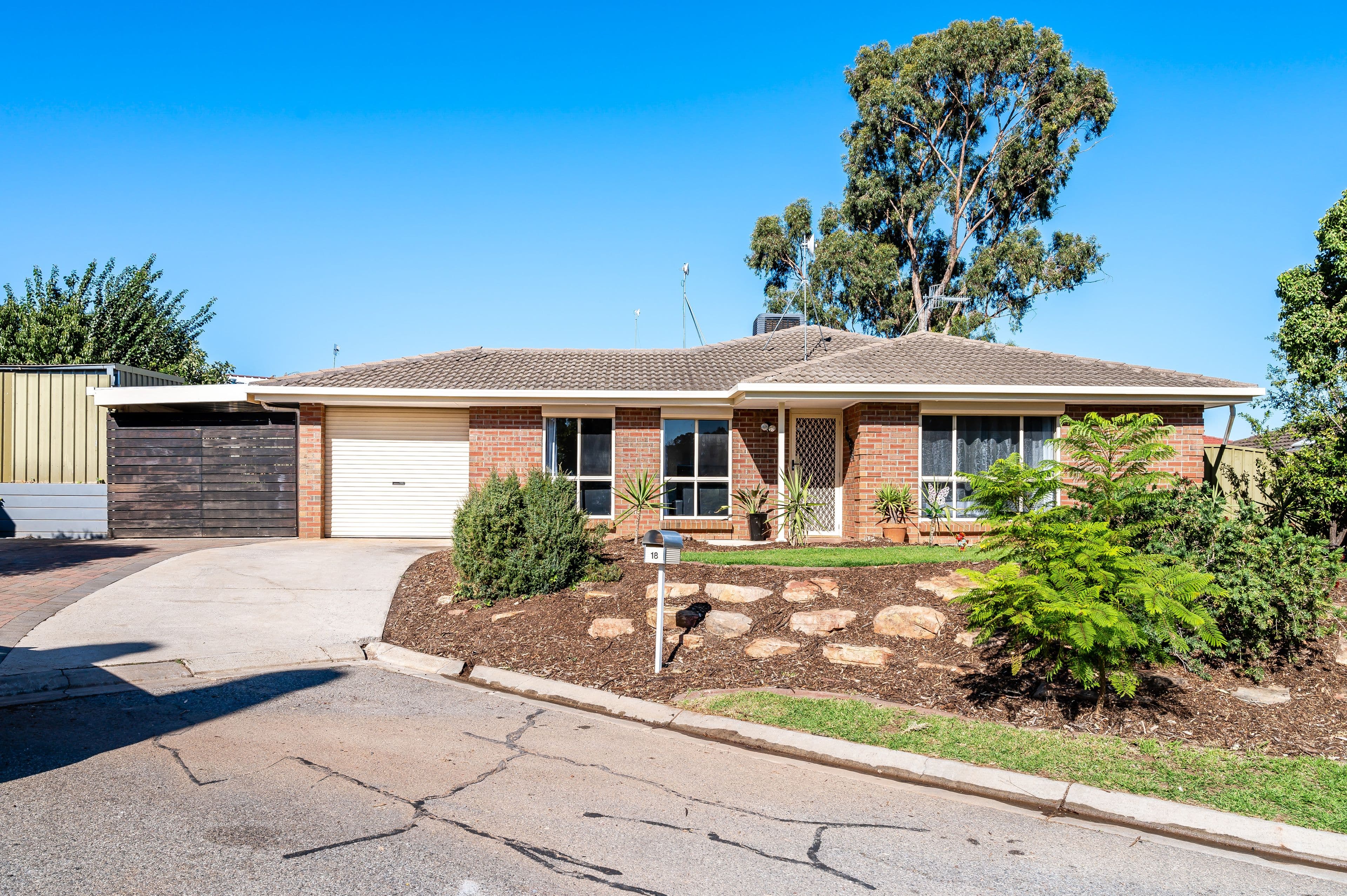 18 Cumbria Way, Craigmore SA 5114, Craigmore - Thumbnail 2