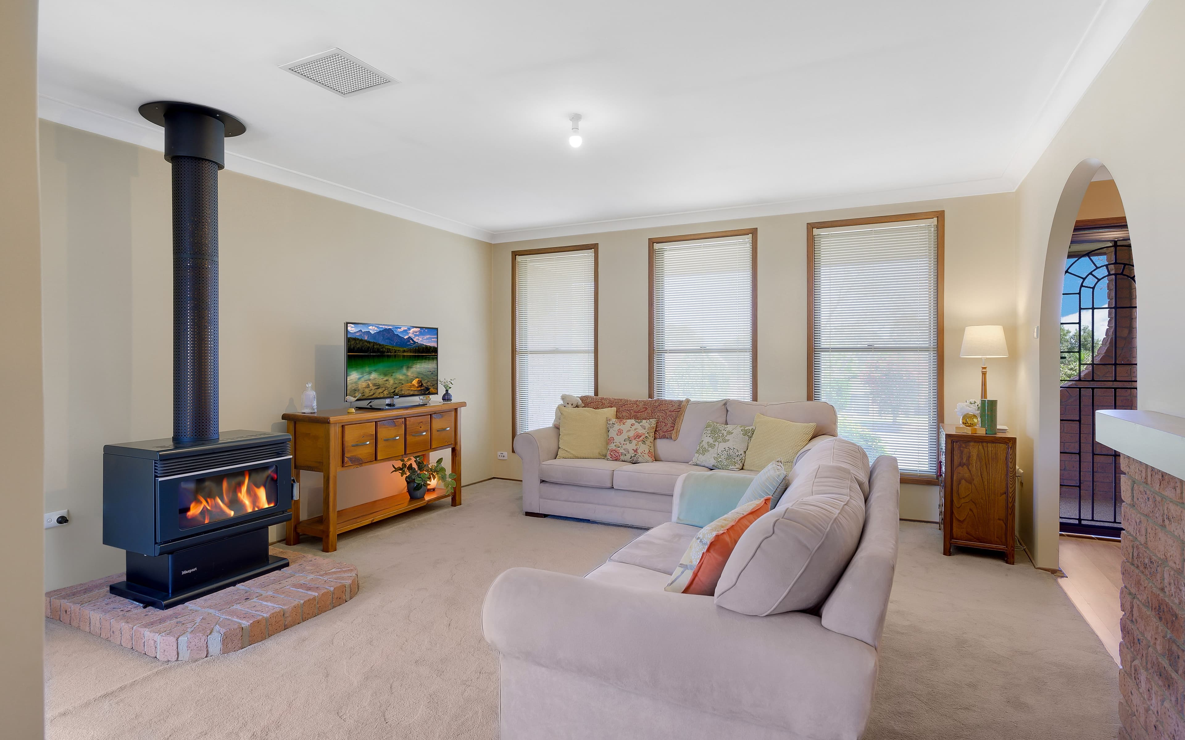 237 Eagleview Road, Minto NSW 2566, Minto - Thumbnail 2