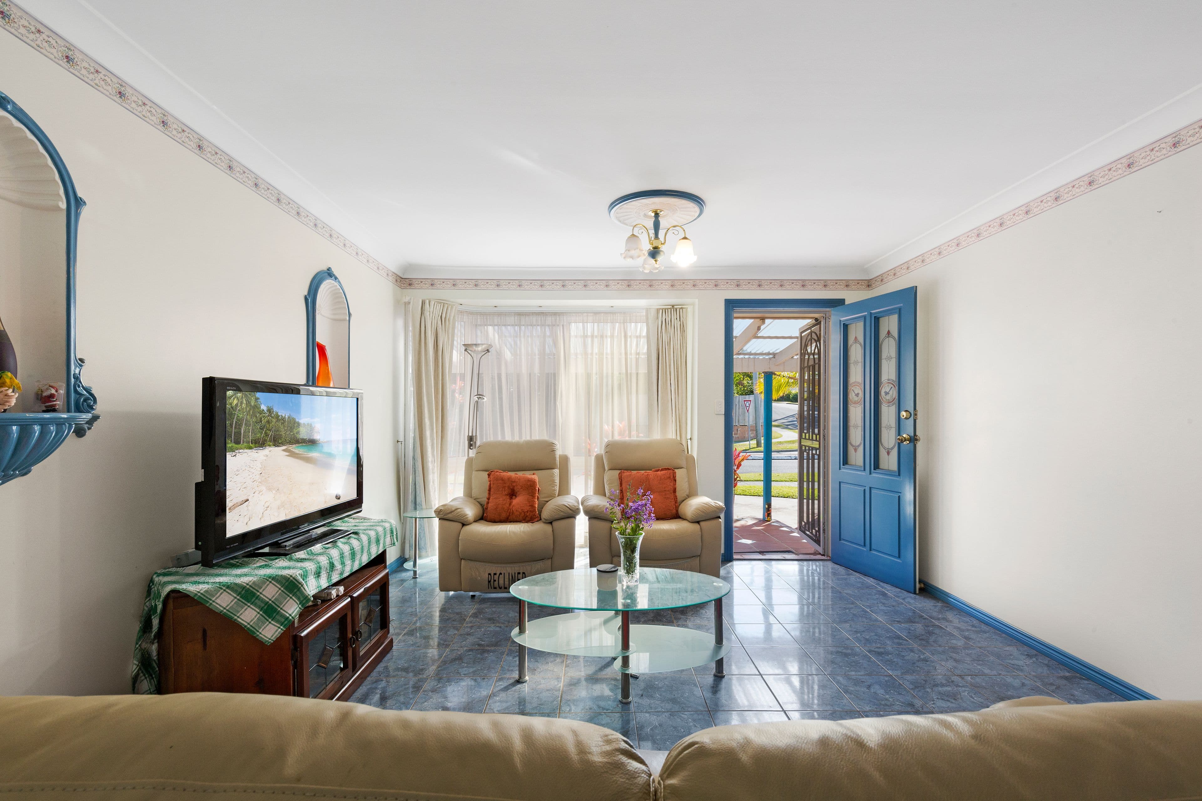 29 Brown Street, Labrador QLD 4215, Labrador - Thumbnail 3