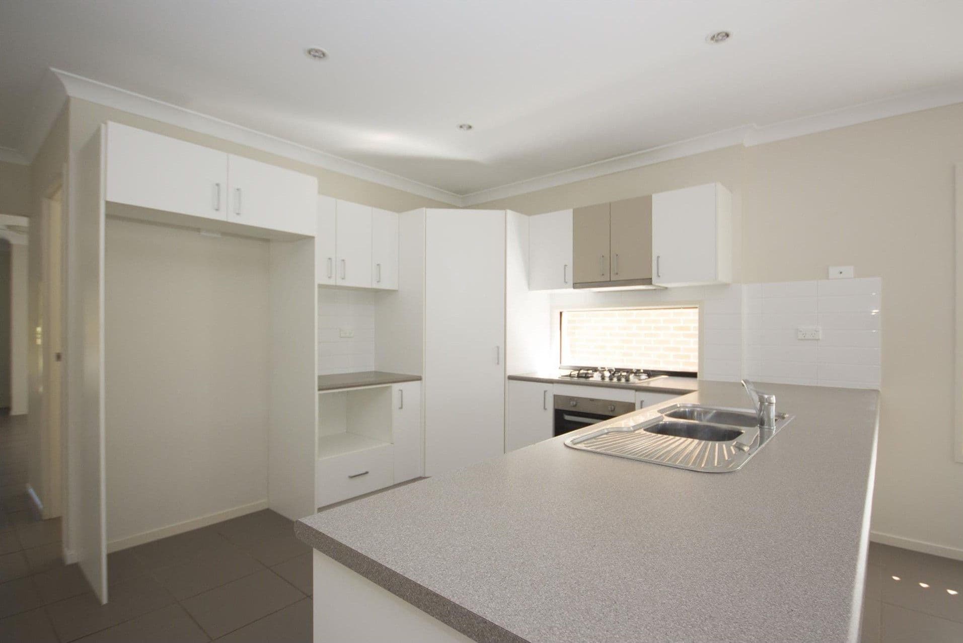 52 Lisa Crescent, Coomera QLD 4209, Coomera - Thumbnail 3