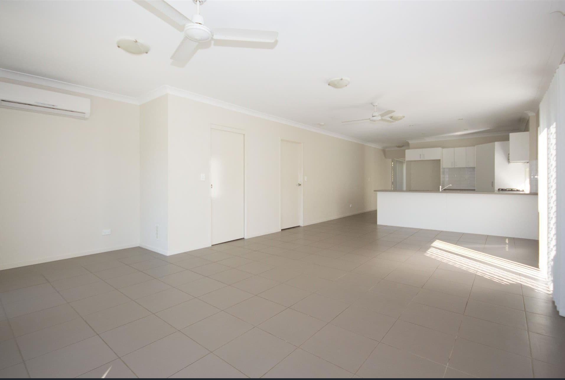 52 Lisa Crescent, Coomera QLD 4209, Coomera - Thumbnail 4