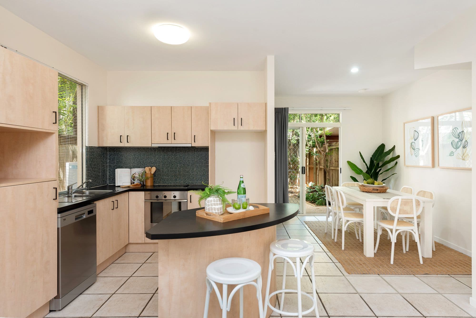 20 Cambridge Street, Bulimba QLD 4171, Bulimba - Thumbnail 3