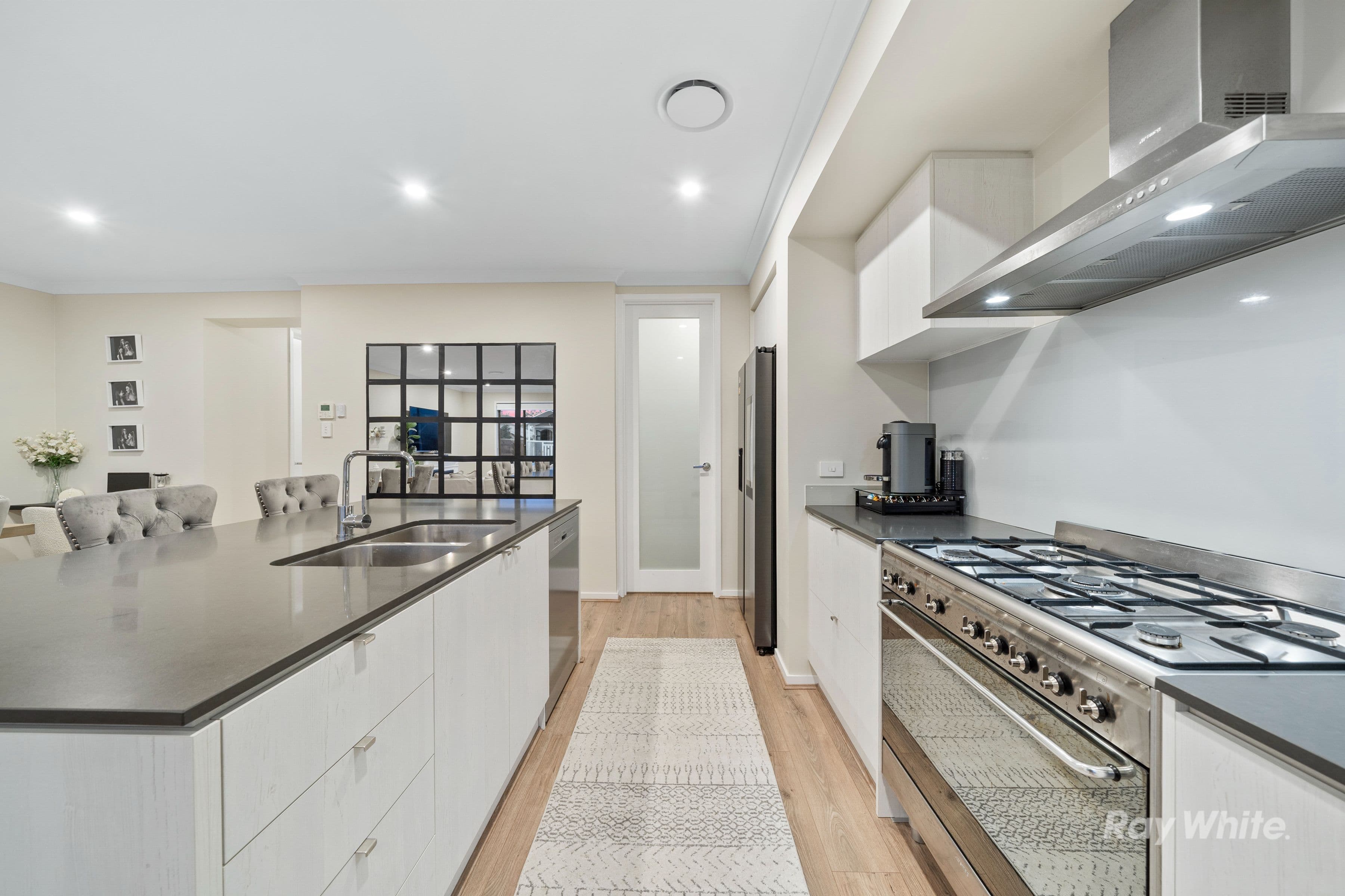 32 Leaf Street, Greenbank QLD 4124, Greenbank - Thumbnail 3