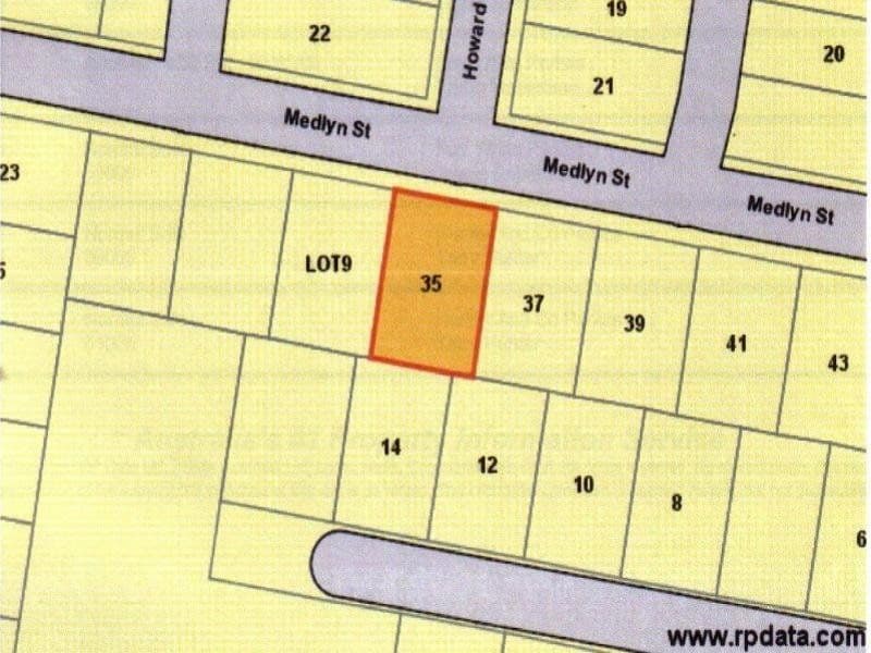 35 Medlyn Street, PARKES NSW 2870, Parkes - Thumbnail 2