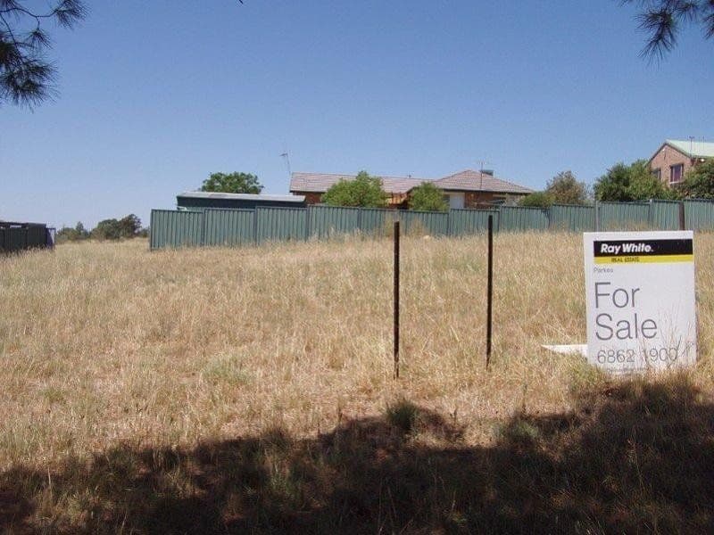 35 Medlyn Street, PARKES NSW 2870, Parkes - Thumbnail 6